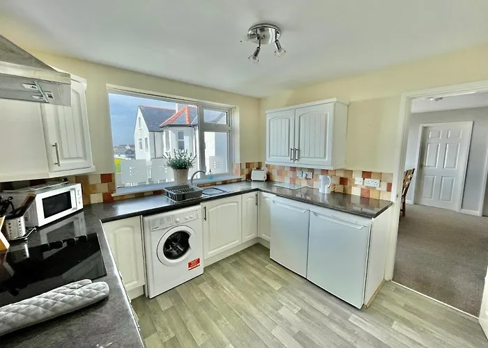 Bay View Apartment - Trearddur Bay
